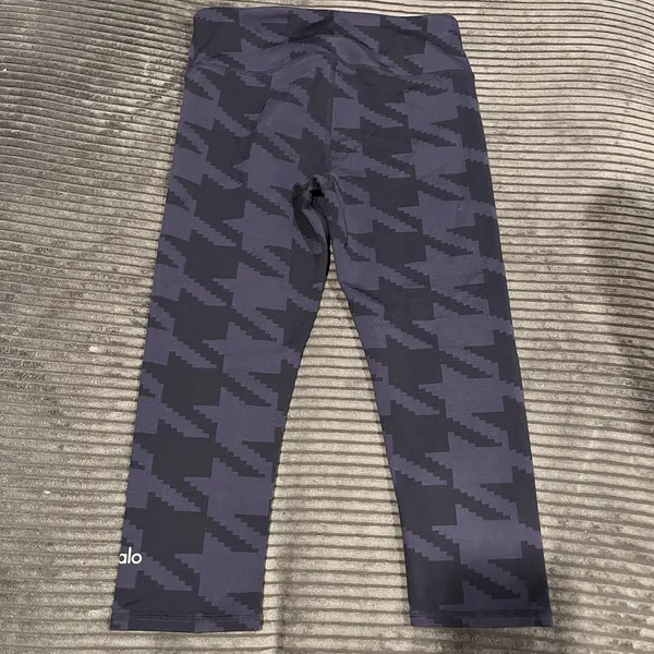 ALO Yoga High Waist Airbrush Houndstooth Cropped Legging See Pics For Sizing - Image 3