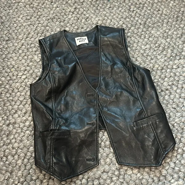 Sunday Best Aritzia Black Leather Open Vest Size 0 - Image 2