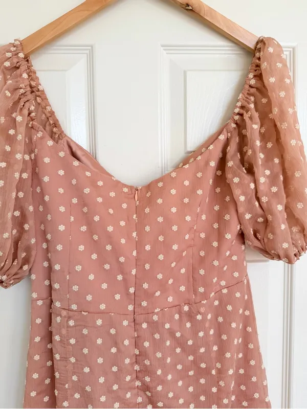 Selfie Leslie Molli Sheer Puff Sleeve Floral Dress Tan Pink Size M - Image 5