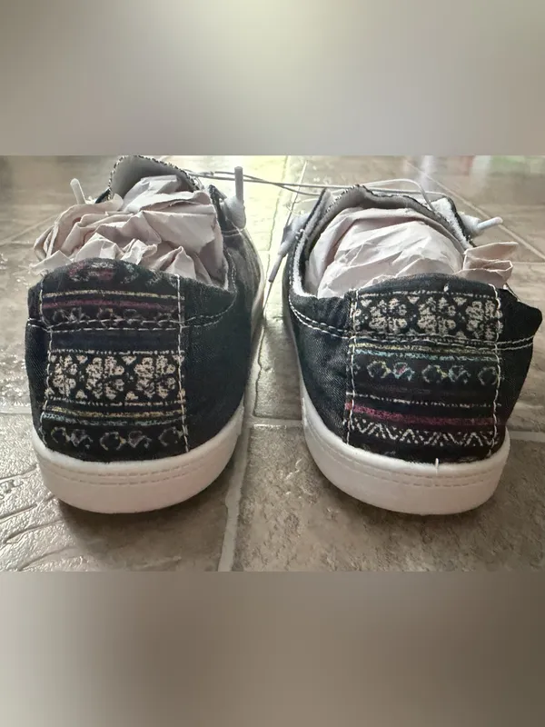 Women’s Dark Gray/Black/White/Patterned Sneakers - Image 4