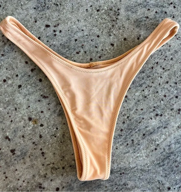 White fox Belmont bottom tangerine Size small. - Image 3