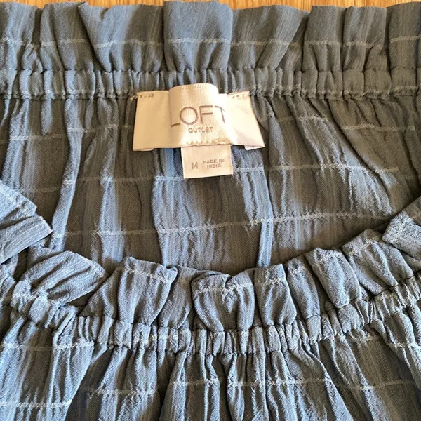 Ann Taylor Loft sleeveless patterned shell - Image 2