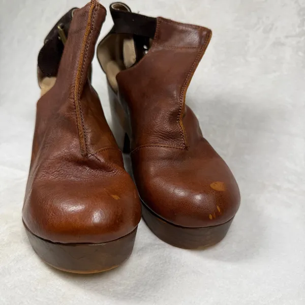 Free People Brown Leather Wooden Platform Clog Booties‎ Made in Spain 40 1012 - Image 4
