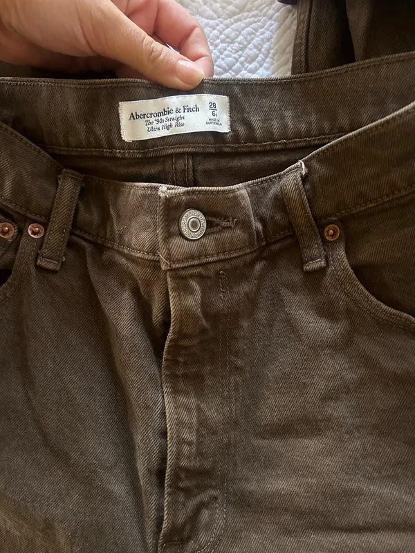 Abercrombie High-Rise Jeans Ultra - Image 3