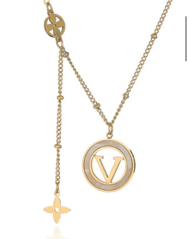Luxury Signature Classic Gold Pendant Necklace - Image 2