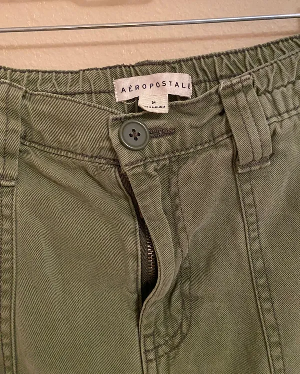 Aeropostale Olive Green Cargo Pants - Image 2
