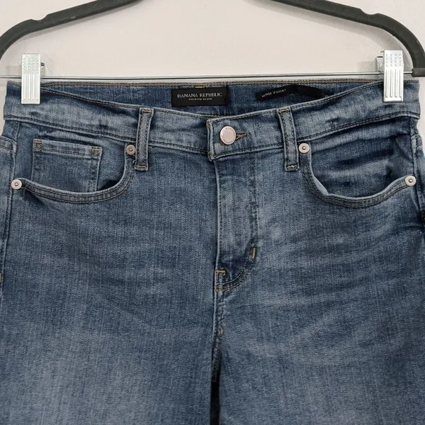 Banana Republic Distressed Jean Shorts Size 28 - Image 2