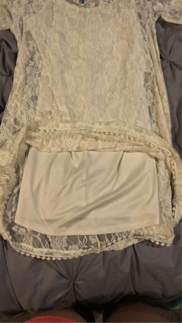 Wall Flower Lace Dress - Image 4