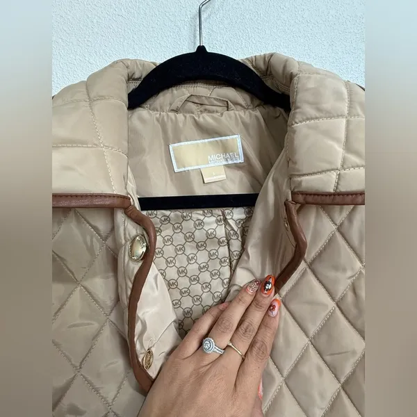 Michael Kors Quilted Jacket Tan Brown Trim Gold Zip Snap Coat Small - Image 6