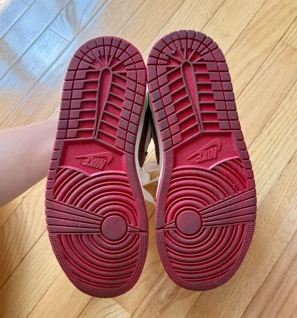 Nike Air Jordan 1 Low SE - Image 3