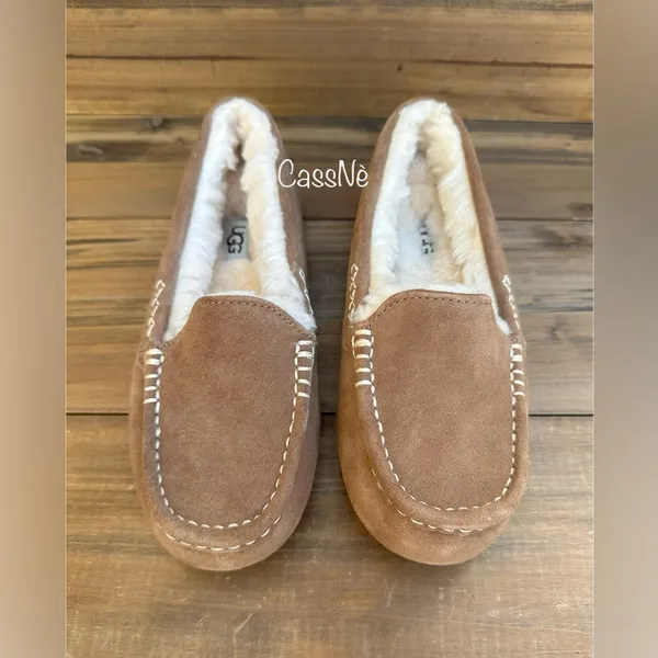UGG Women’s Ansley Slipper Sz 6 - Image 6