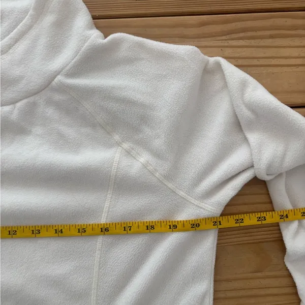 St‎ John's Bay Fleece Pullover Size M White Funnel Neck Thumbhole Sweatshirt - Image 7