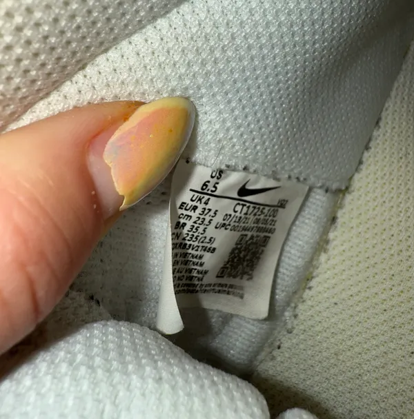 Nike White High Top Sneakers - Image 4