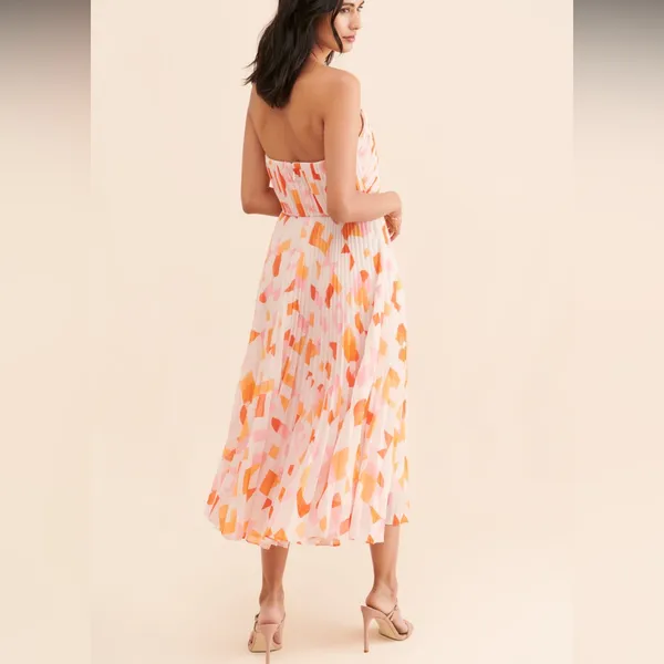 AMUR Strapless Midi Dress in Pink, Orange, White Geometric Print - Image 3