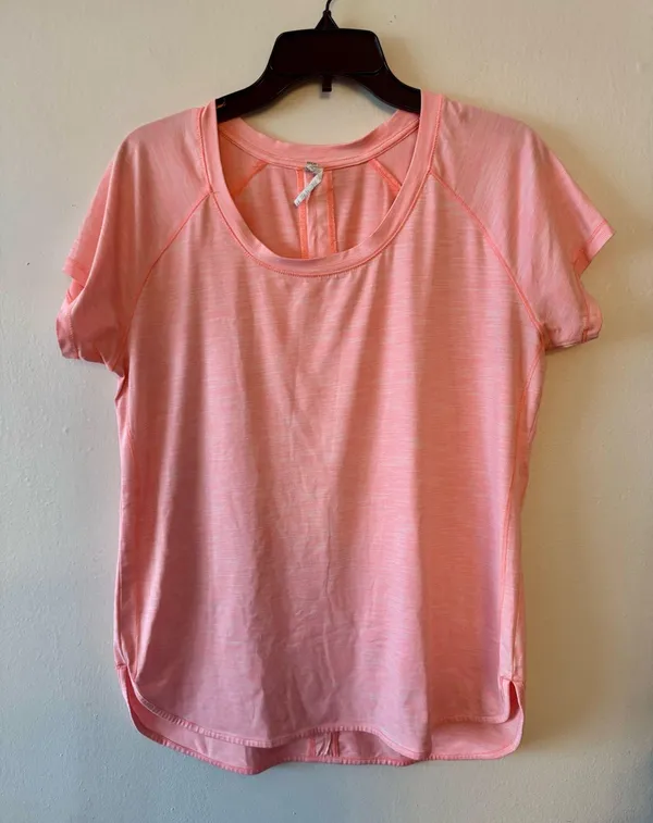 Women's Short Sleeve Athletic Top Large Pink - Image 2