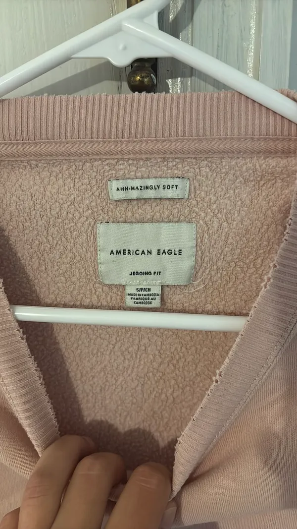American Eagle Crewneck Pink Oversized Small - Image 3