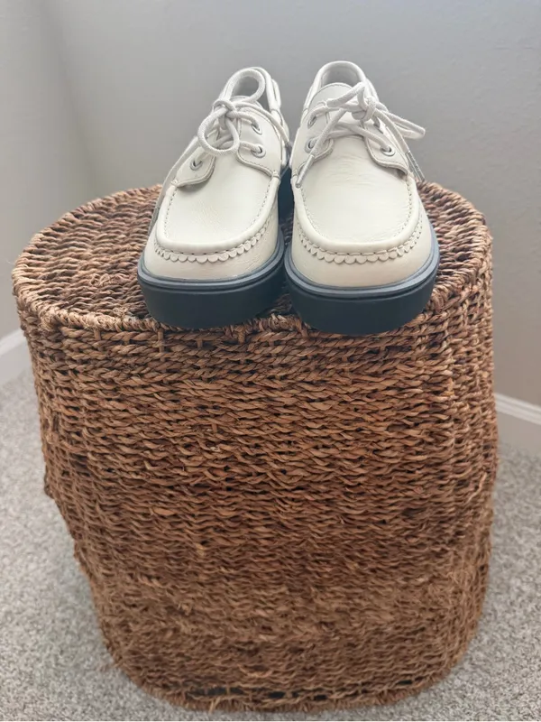 The Sperry Women's Bayside Boat Shoe Size 7.5 - Image 4