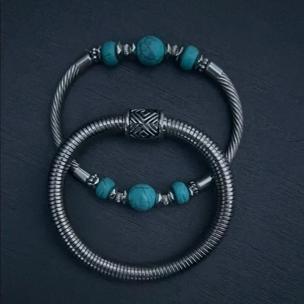 Set of 2 Silver & Turquoise Beaded Bracelets Boho Western Southwestern Jewelry - Image 8
