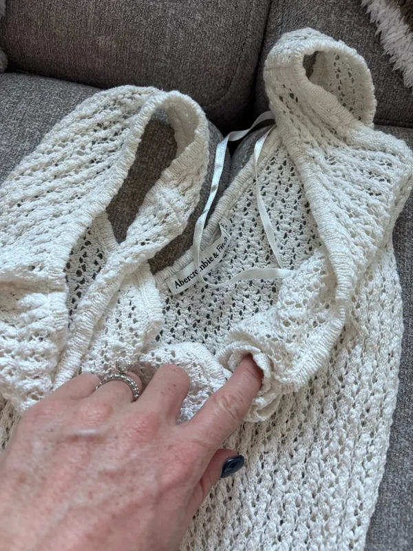 Abercrombie Crochet Cover-Up - Image 3
