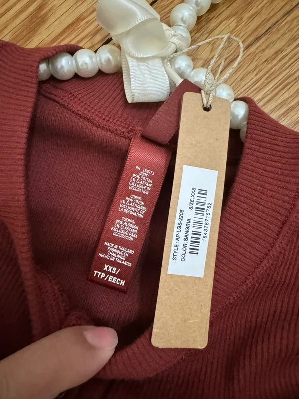 SKIMS Size XXS Cotton Rib Long Sleeve Henley Sangria Ribbed Shirt NWT - Image 2