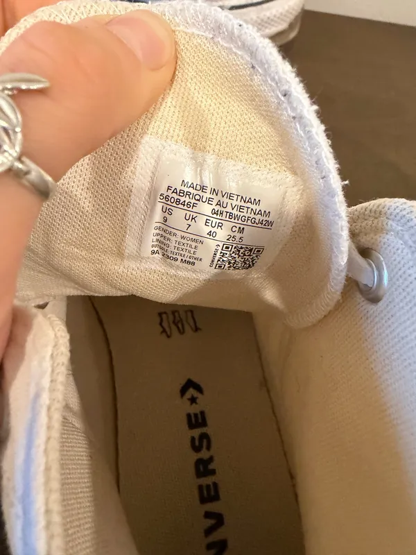 High-Top Converse Sneakers Platform - Image 3