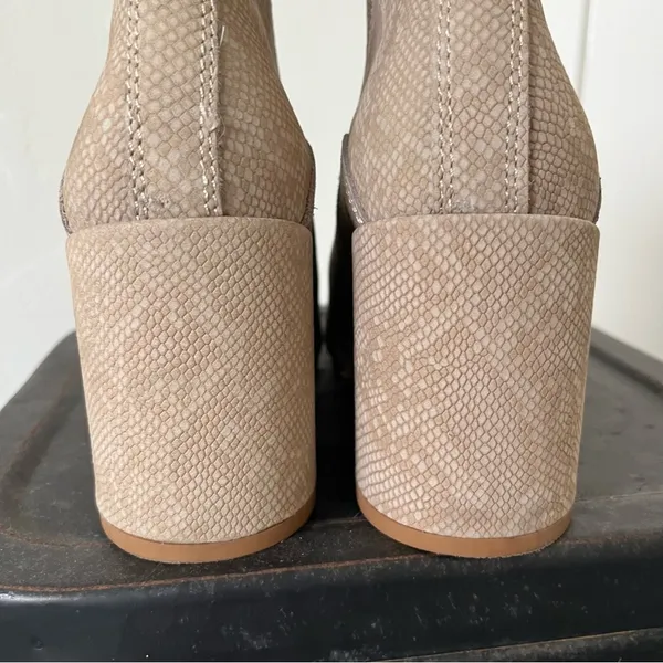 Lucky Brand Beige Booties - Image 4