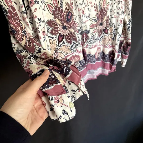 Ann Taylor LOFT floral blouse quarter zip pink‎ white top women's size M light - Image 4