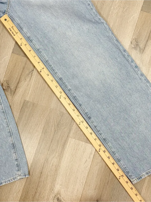 Levi’s High Waist‎ Straight Leg Jeans Light Blue Women Size 29 - Image 15