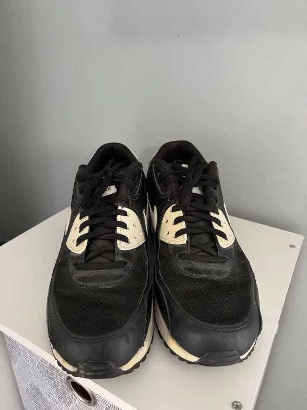 Nike Air Max 90 Sneakers - Image 2