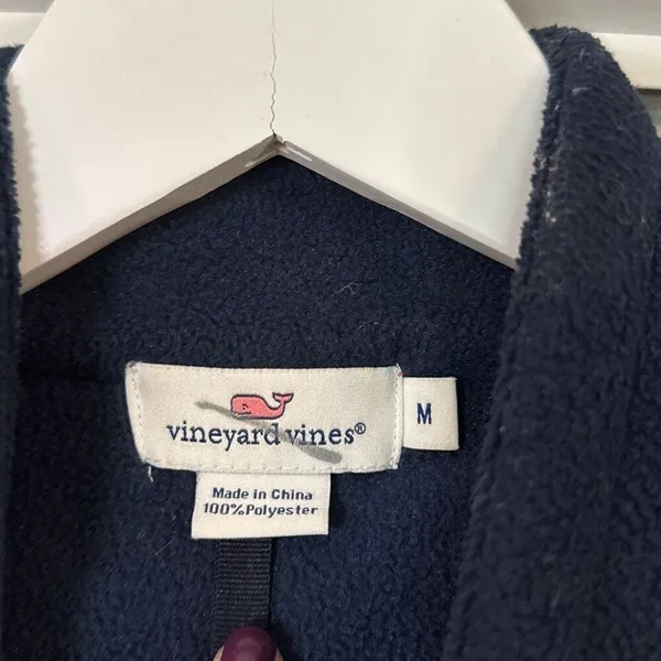 Vineyard Vines navy and pink fleece vest M - Image 4