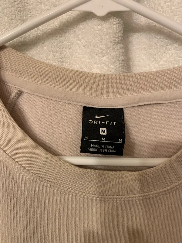 Nike Crewneck Sweatshirt - Image 3