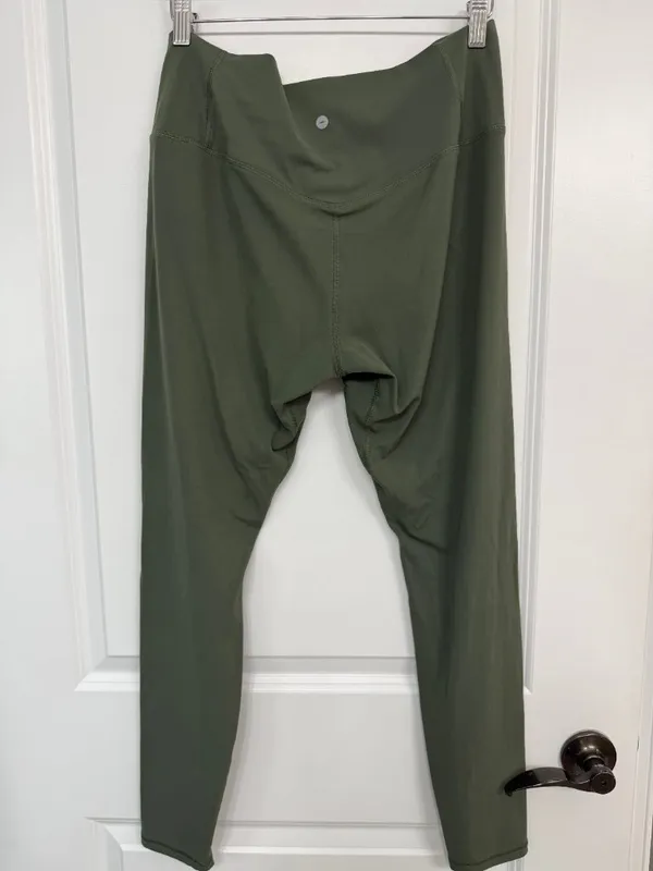 Avia Olive Green High-Rise Full Length Athletic Leggings Women’s L (12-14) - Image 5