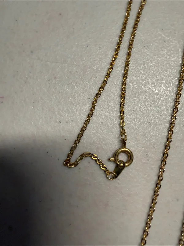 Source Unknown Gold Chain Necklace with Clear Stone Pendant - Image 4