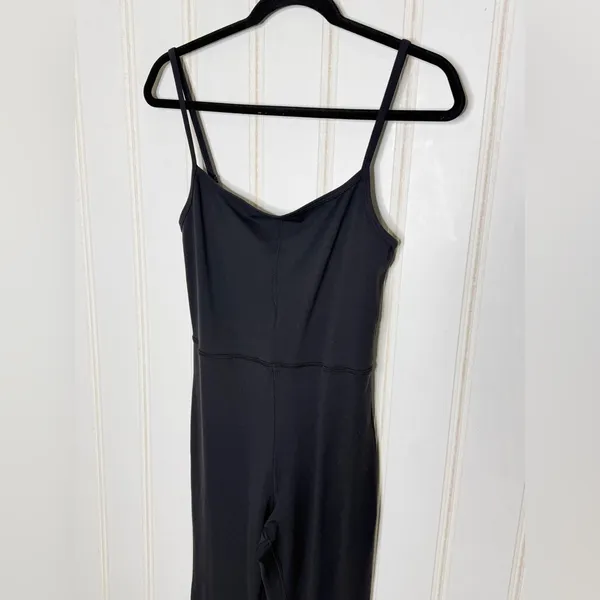 Wilfred Free Aritzia Divinity Jumpsuit Kick Flare Athletic Sz M 869 - Image 4