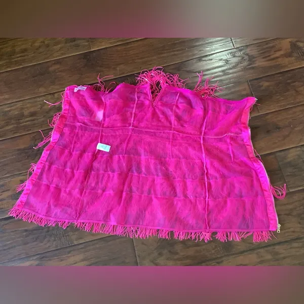 Dressy sequined fringe top NWT 💖💖💖 - Image 5