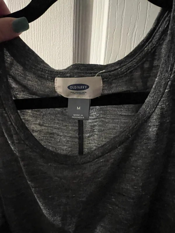 Old Navy Tanktop - Image 3