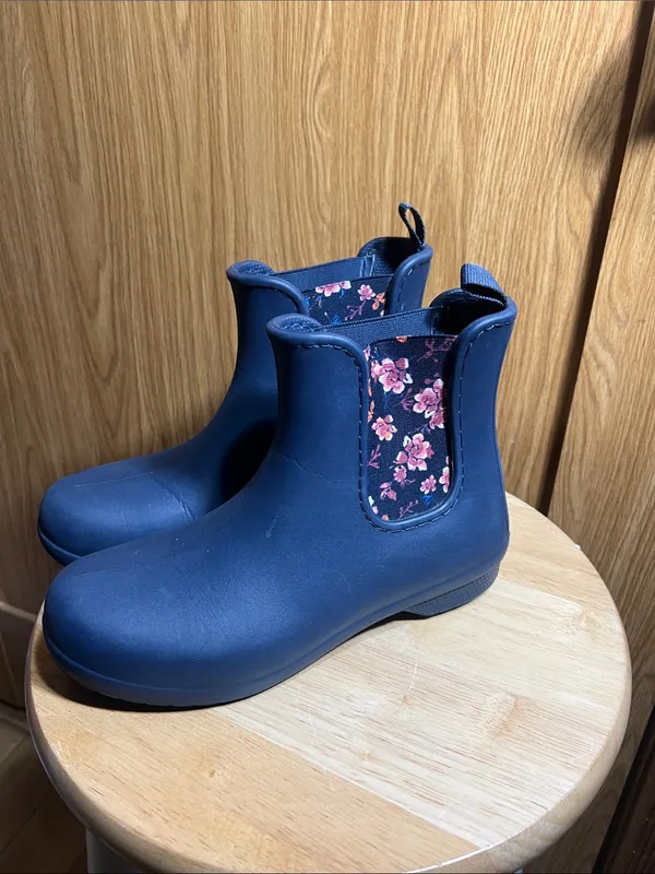 CROCS Navy Chelsea Rain Ankle Booties - Image 2