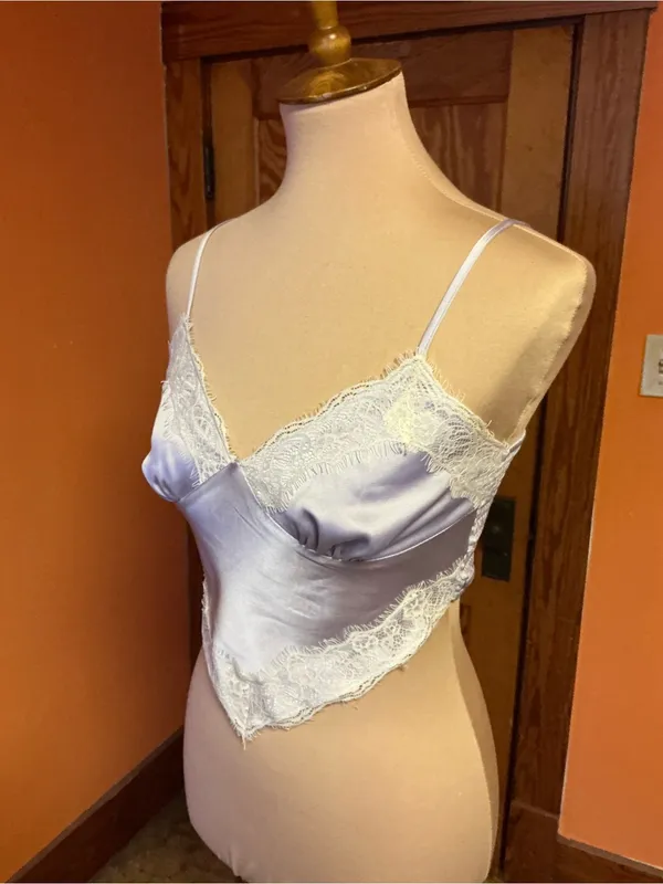 Forever 21 Y2K Inspired Satin Lace Cami Handkerchief Hem Lavender Top XS S - Image 10