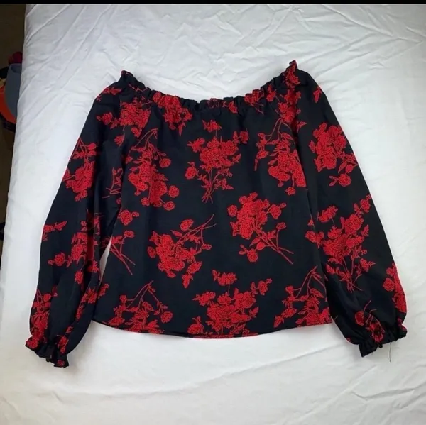 NEW Blouse Black Size M - Image 4