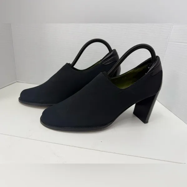 Donald J Pliner Black Stretch Crepe Block Heel Shootie Pumps size 9 - Image 4
