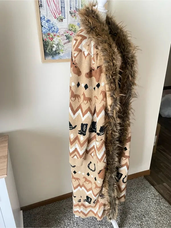 Show Me Your Mumu Babushka Sweater Cardigan Horse Giddy Up Fur Knit Duster - Image 4