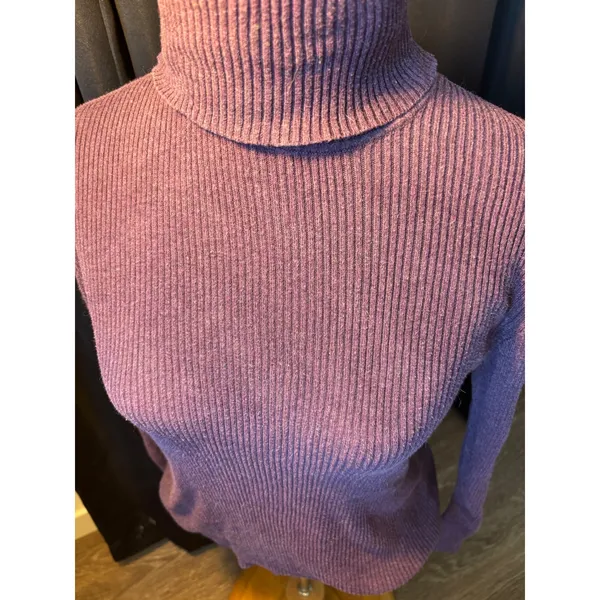 Purple Ribbed Knit Turtleneck Sweater Long Sleeve‎ Form Fitting Pullover Top Size 6 - Image 2