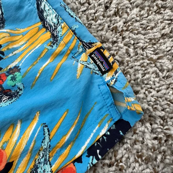 Patagonia Barely Baggies Shorts Kelp Garden Radar Blue - Image 2
