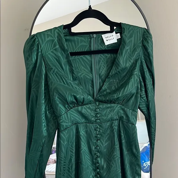Hello Molly Green Sheath Dress with Puff Sleeves - Image 3