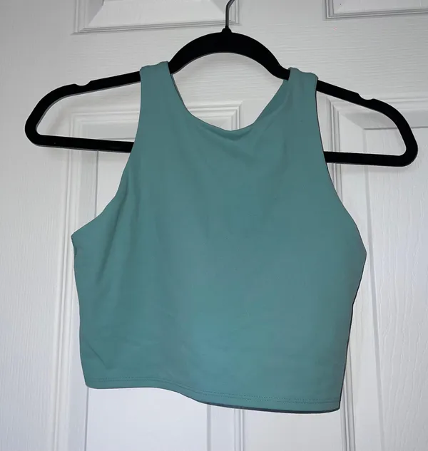 Athleta Crop Top - Image 3