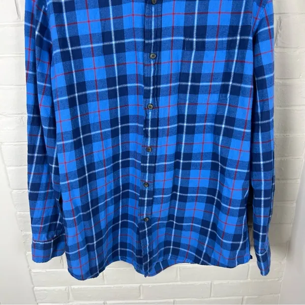 St. John’s Bay Blue Plaid Classic Fit Flannel Shirt Size M Unisex - Image 5