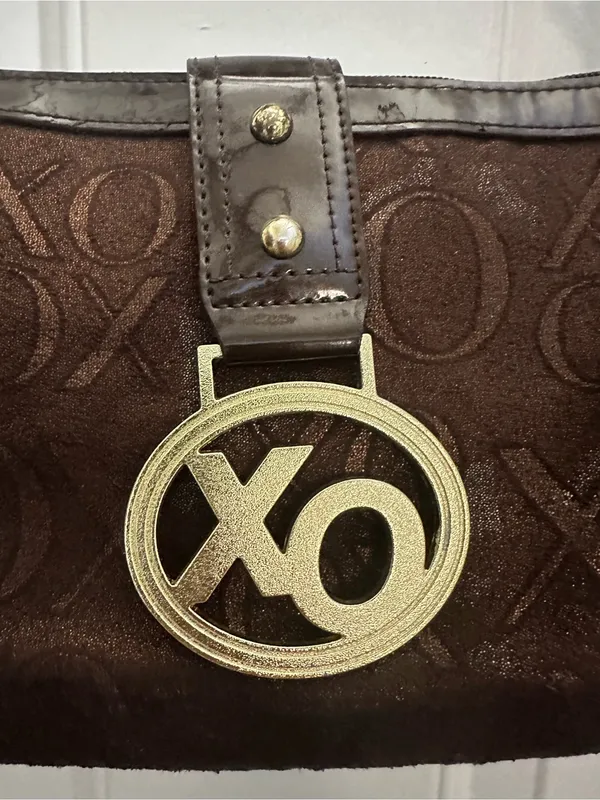 Y2K Vintage XOXO Brown Shoulder Bag with Gold Accent - Image 9