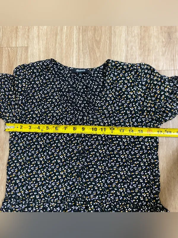 Madewell Black Floral V-Neck Peplum Top - Image 4