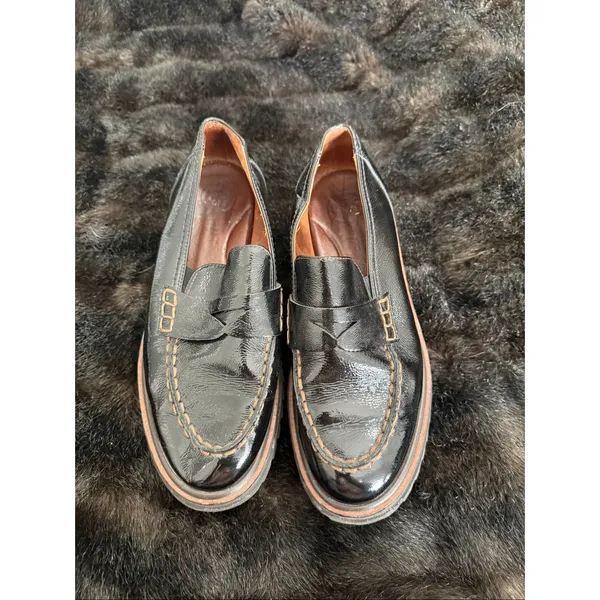 Paul Green Black Patent Leather Loafers. size 8 lug soles BLACK - Image 2
