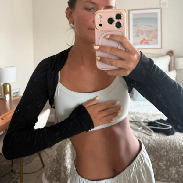 Old Navy Active Ballet sleeve pullover - Image 2
